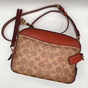 Coach Camera Bag In Signature Canvas